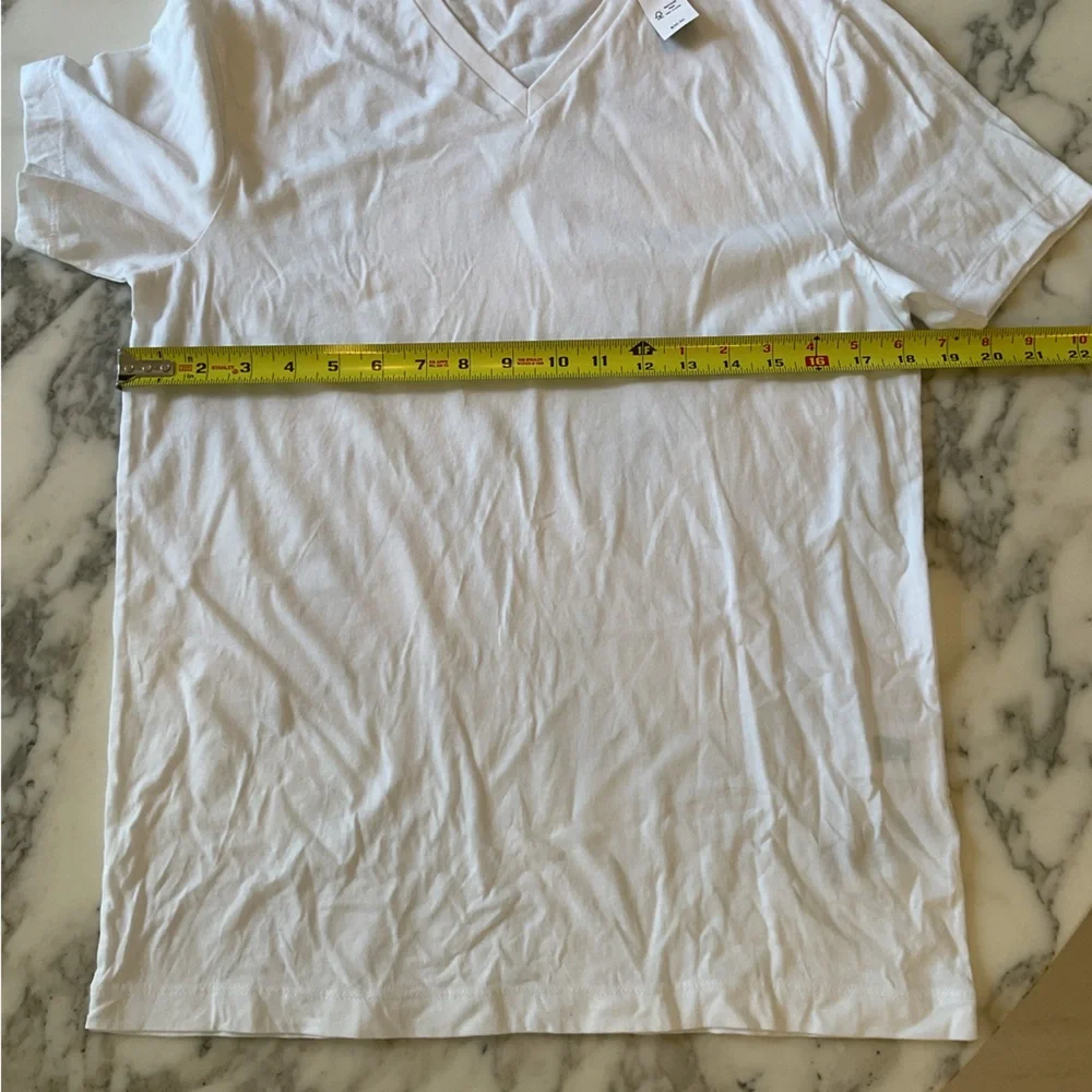 NWT J Crew Broken-in V-neck T-shirt Sz Small White Classic Minimal Preppy Layer - Picture 4 of 5